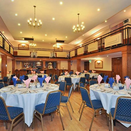 Dalton Inn Hotel クレアモリス エクステリア 写真