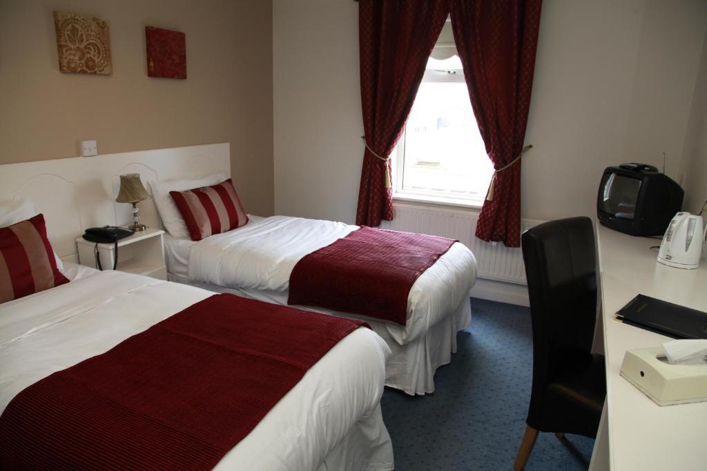 Dalton Inn Hotel クレアモリス 部屋 写真