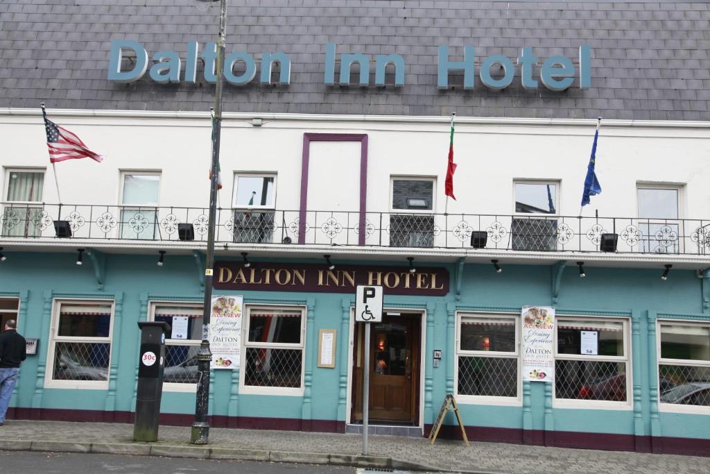 Dalton Inn Hotel クレアモリス エクステリア 写真